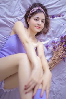 男生压着女生的身体的原因